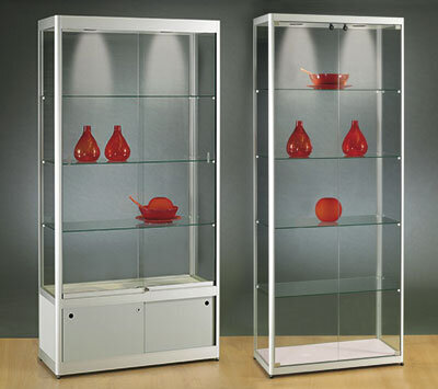 Rundpfostenvitrine Protection